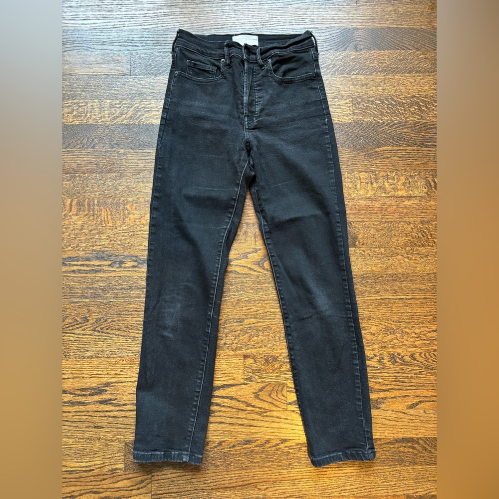 Everlane High Rise Slim Straight Black Denim. Size 27.